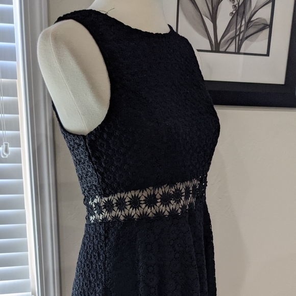 NWOT black crochet dress with peekaboo mid line - Picture 5 of 8